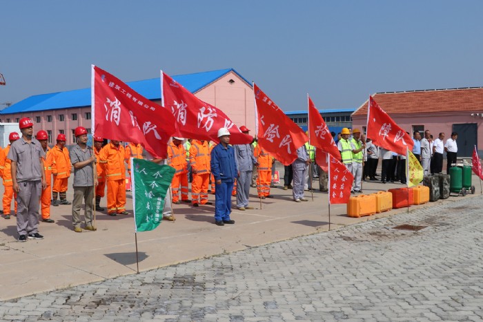 滄鹽集團(tuán)成功舉辦2025年應(yīng)急救援實(shí)戰(zhàn)演練